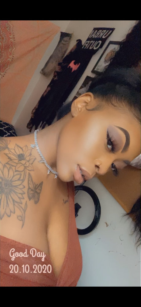 Queen Sauce Nacktbilder von OnlyFans geleakt