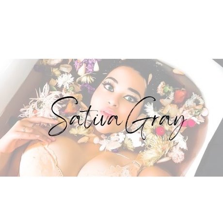 Sativa Gray NurlyFans-Brüste