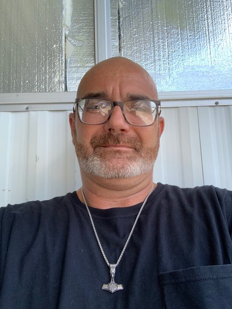 Ted Nacktbilder von OnlyFans geleakt