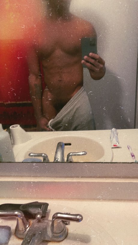 _SUITEB0i_ Nacktbilder-Leaks von OnlyFans