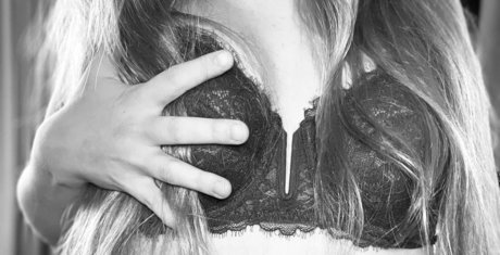 Sydney Rose Brüste OnlyFans