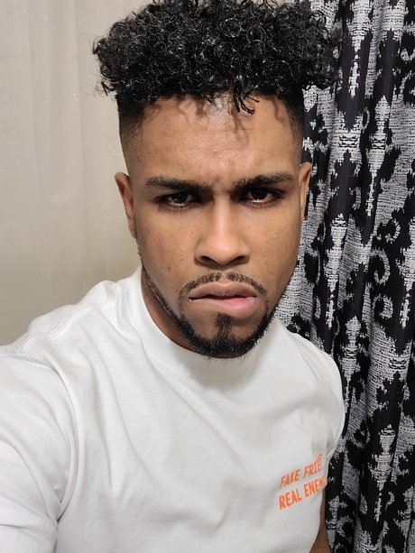 eldurodeyork NurlyFans-Brüste