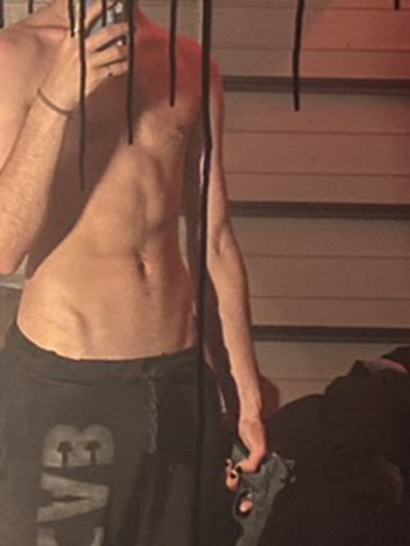 zan OnlyFans Nacktbilder