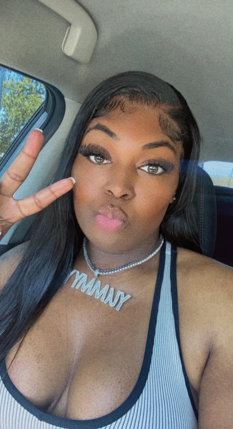 MZ YUMMYYY Nacktbilder OnlyFans