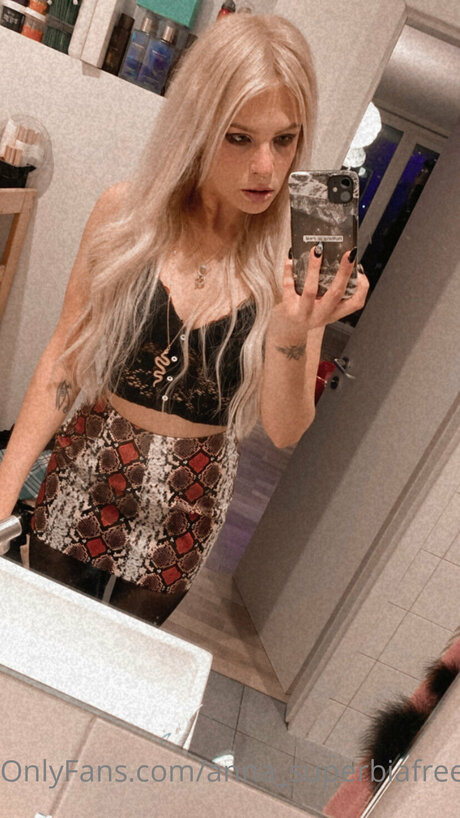 Superbia Leaks von Nacktbildern auf OnlyFans