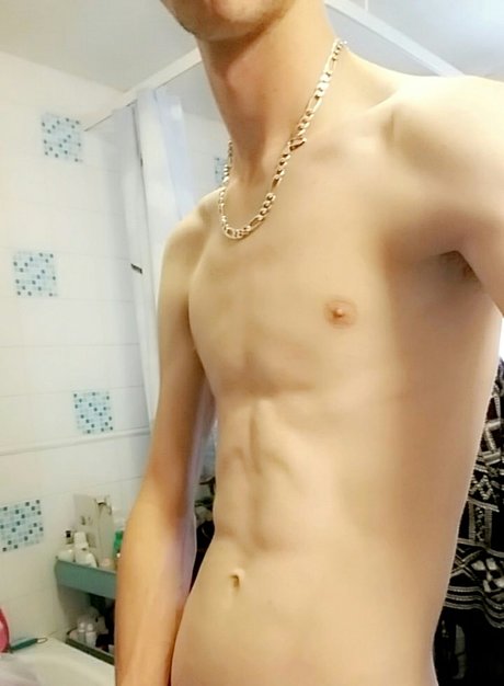 Ashley Trimmer OnlyFans Strip