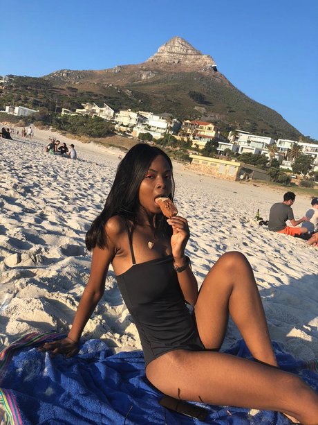 Tswelelopele Nackt auf OnlyFans Leak