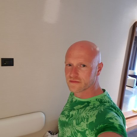 Twobone OnlyFans-Bilder