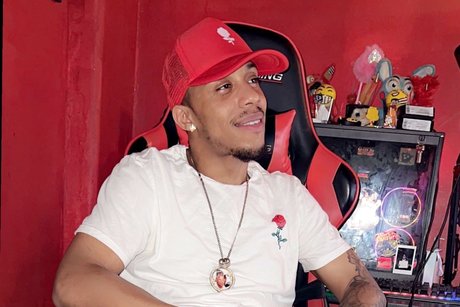 King of Roses_ Nacktbilder von OnlyFans geleakt