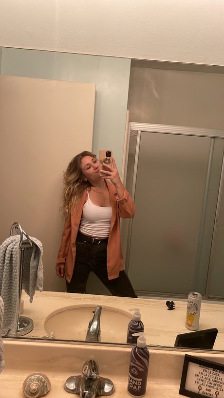 Deidre Nackt geleakt OnlyFans