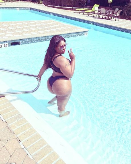 zoethickkkk Nacktbilder OnlyFans Leaks