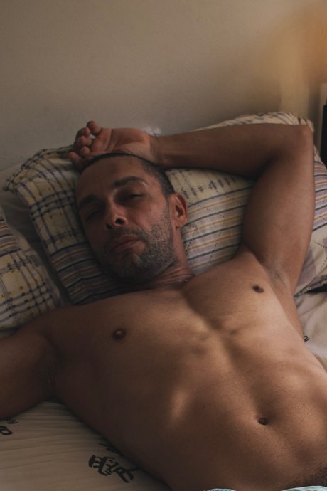 Guhga OnlyFans nackt