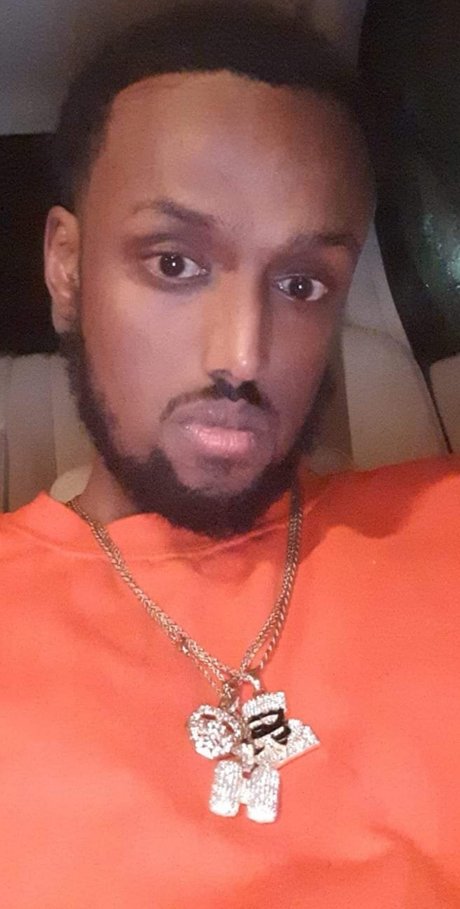 Saucy Somali Nacktbilder von OnlyFans geleakt