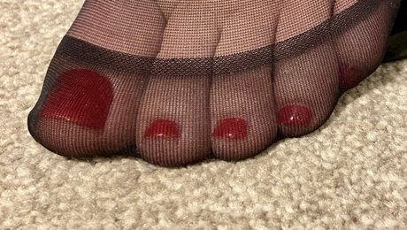 pampered toes OnlyFans-Archiv