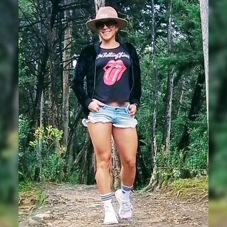 Luisa maya Heiße OnlyFans Inhalte