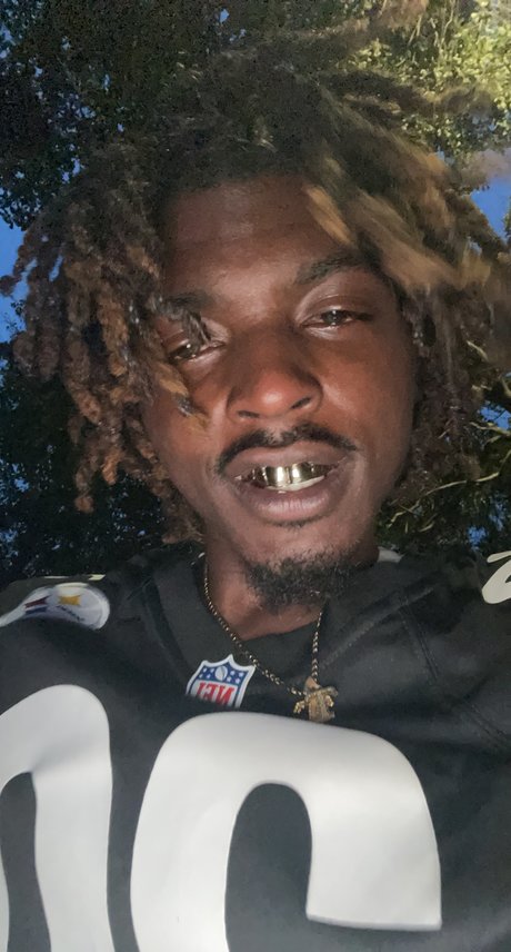 iKickClouds Nacktbilder von OnlyFans