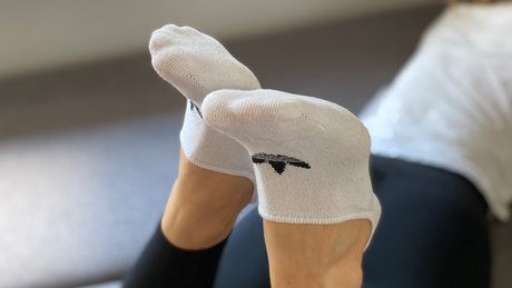 Sofias Feet and Socks_ Nacktpornos auf OnlyFans