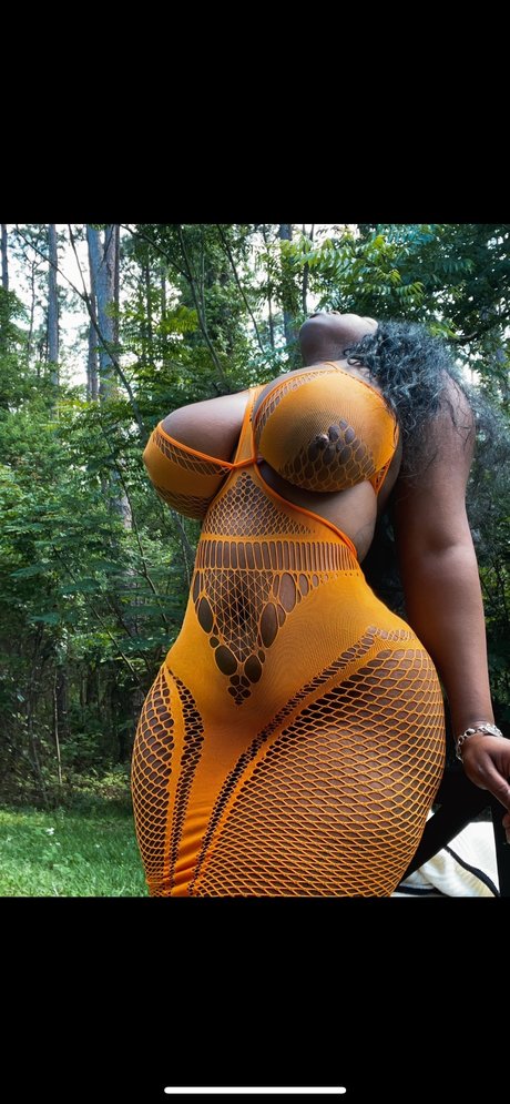 The Sole Provider_ Nacktbilder auf OnlyFans