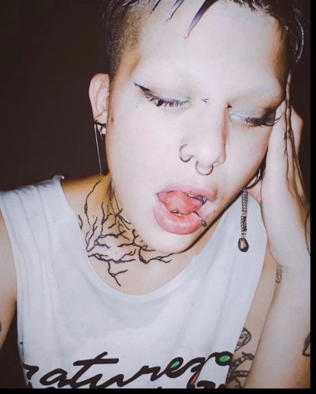 lusi n Nacktbilder von OnlyFans geleakt