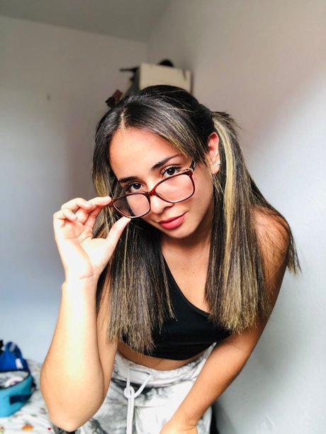 IVONE Nacktbilder auf OnlyFans