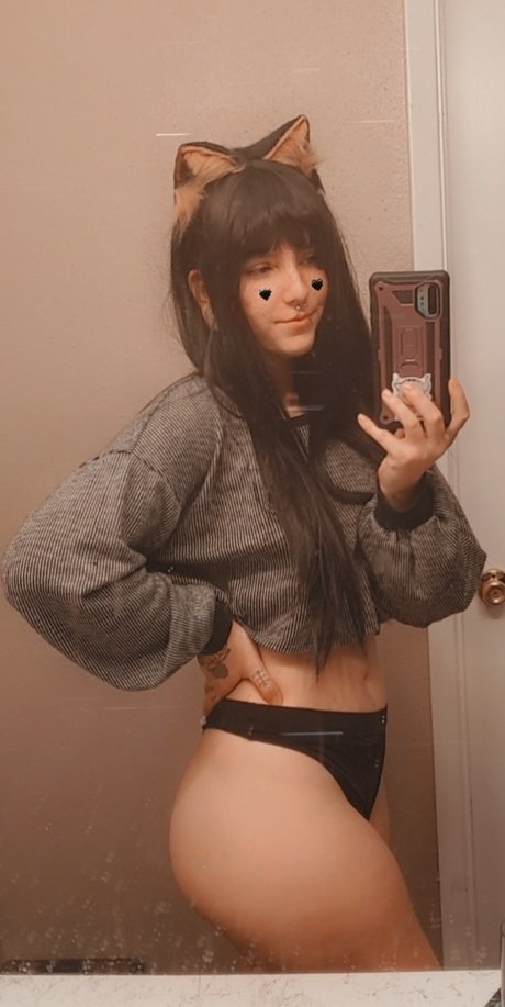 Melty Nacktbilder von OnlyFans