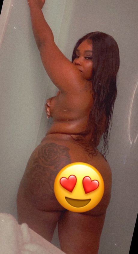 Paris Lee OnlyFans Mega