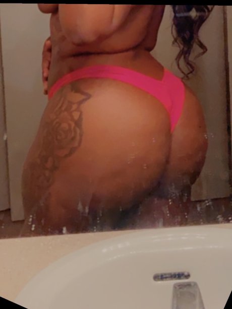 Paris Lee OnlyFans XXX