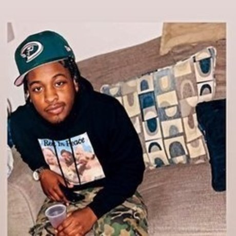 RuleOfThumb OnlyFans nackte Brüste