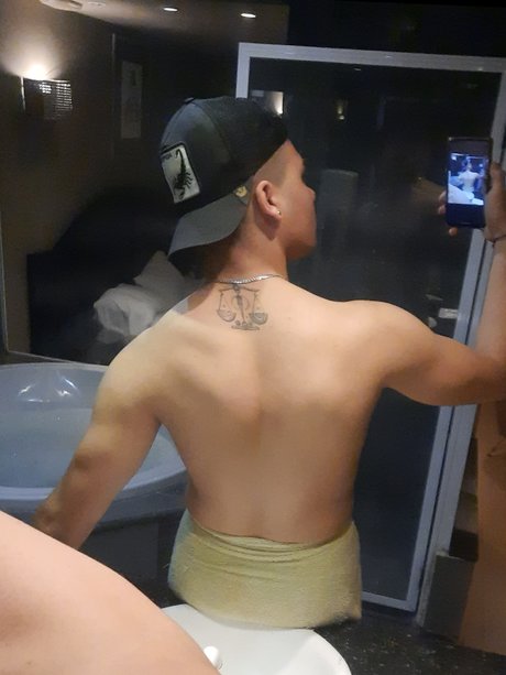 Irondick jr Nacktbilder von OnlyFans