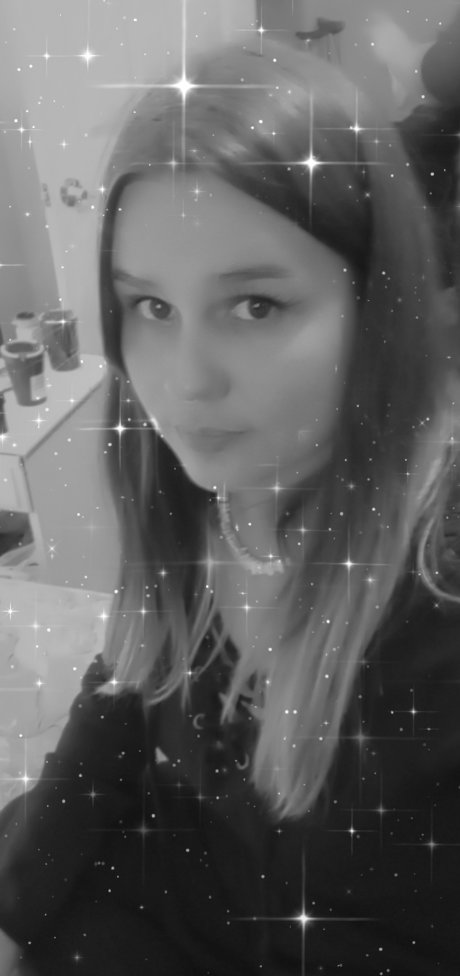 Nim Nacktbilder auf OnlyFans