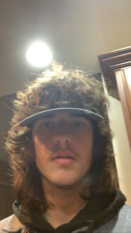 isaiah baker OnlyFans-Bilder