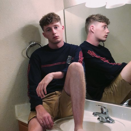 Cameron Price OnlyFans Sextape