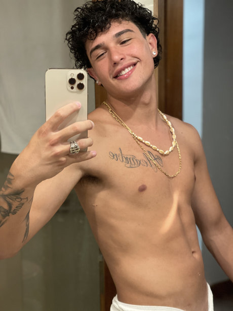 Aryan Almeida Brito Nacktbilder geleakt OnlyFans Aufgedeckt