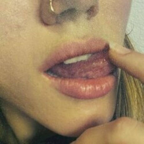 Opalescent Nacktbilder von OnlyFans