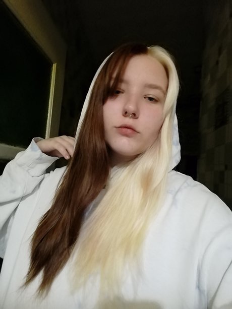 Onostasisa Nacktbilder-Leaks von OnlyFans