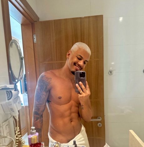 Ferraz rc OnlyFans Pornografie