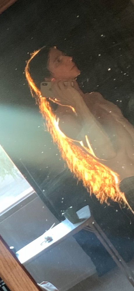 OracleApollo Nacktbilder von OnlyFans geleakt