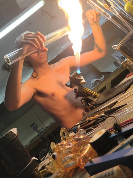 Glass Peepshow OnlyFans nackt