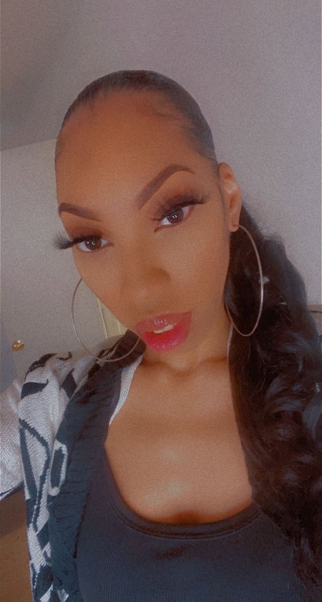 J A D A_ Nacktbilder geleakt OnlyFans Aufgedeckt