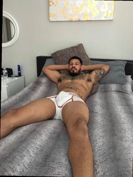 TEMPTATION704 OnlyFans Lesbisch