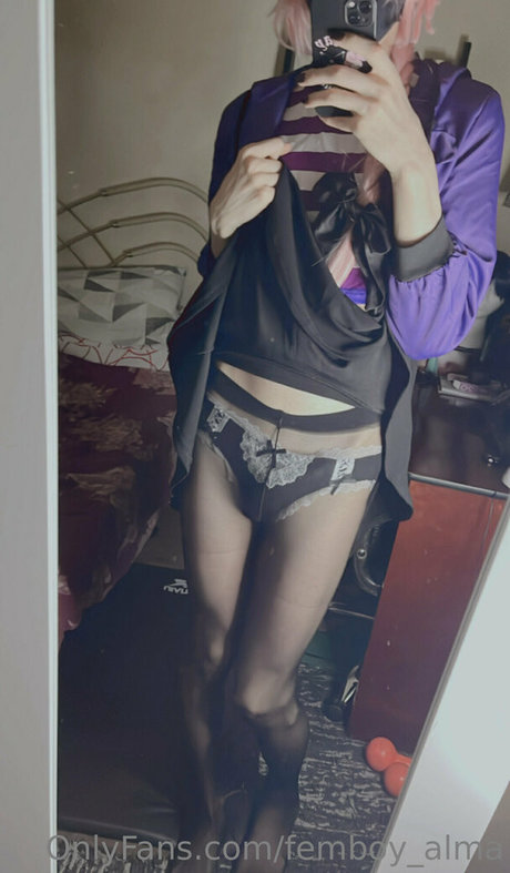 femboy alma OnlyFans Leak