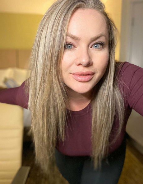 notyouraverage XXX OnlyFans