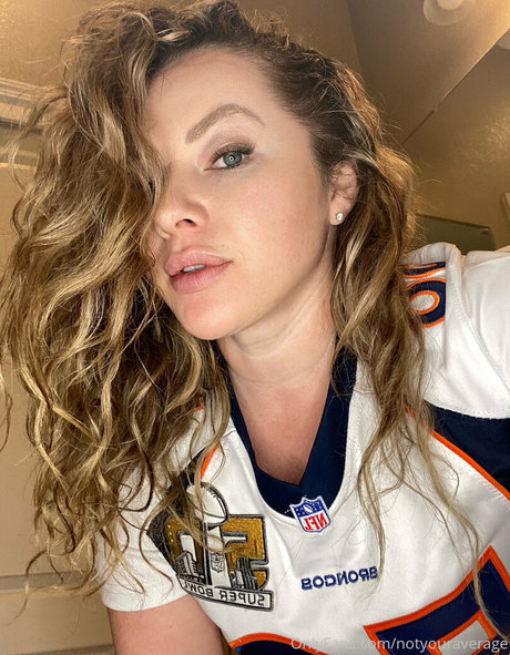 notyouraverage OnlyFans Pornografie