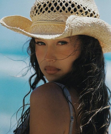 Isabelle Mathers OnlyFans