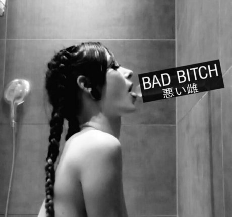 littlemissnaughtytw XXX OnlyFans