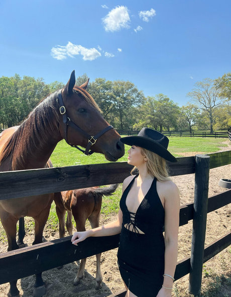 DakotaJane OnlyFans Leak