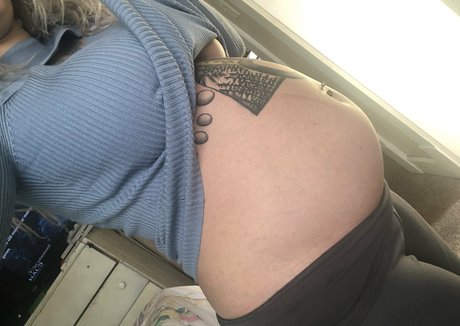 zierliche frau nur fans Pornografie Update