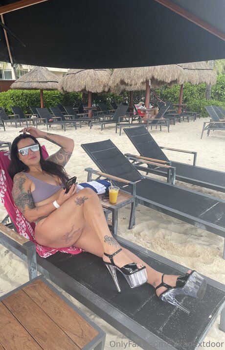 saxanextdoor Bilder OnlyFans