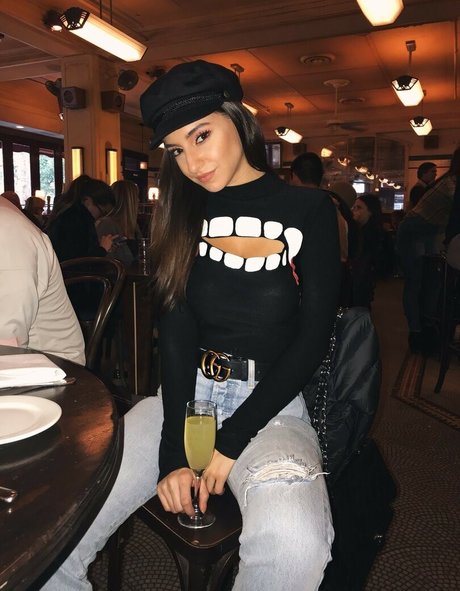 Andrea Helfrich OnlyFans Inhaltstyp