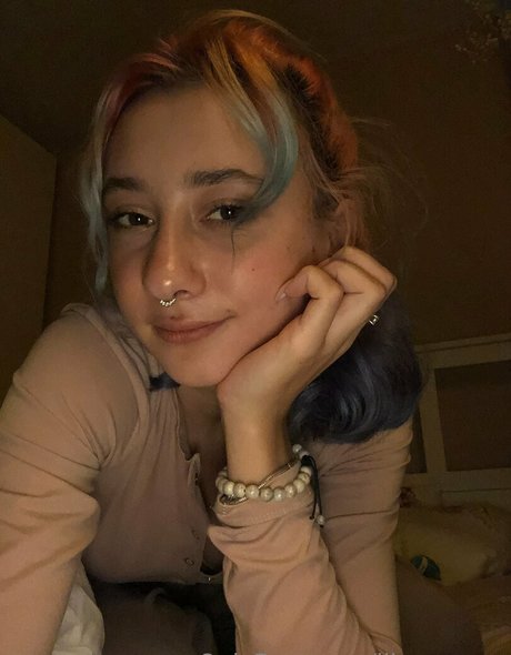 liloo moon OnlyFans Bilder